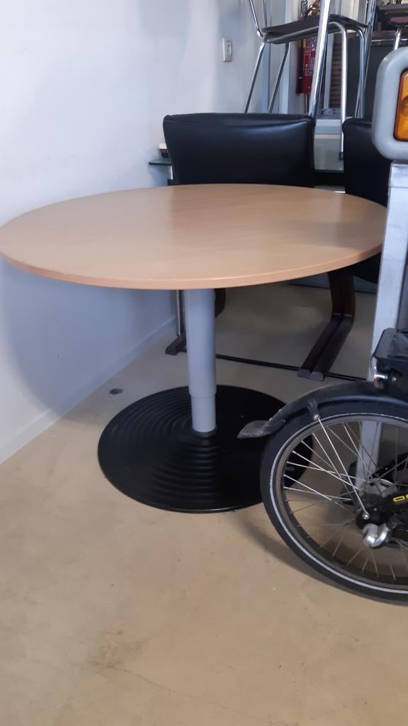 Sta zit tafel rond, Ophalen, Zit-sta bureau, Info@tommysmit.nl, Gebruikt