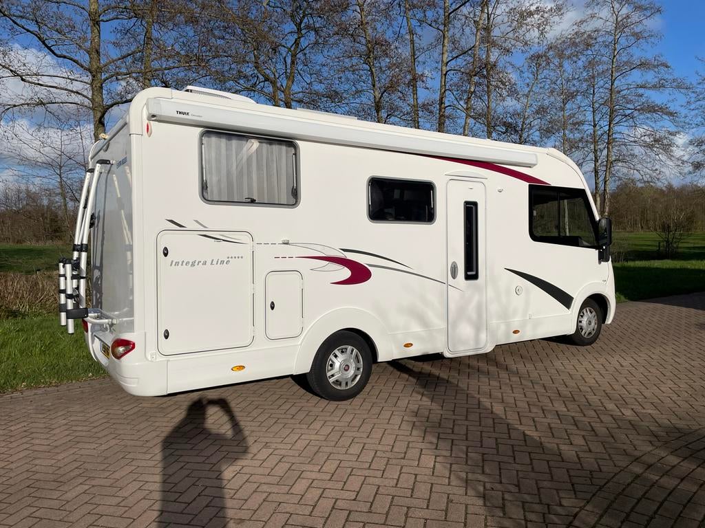 Eura Mobil 680 QB Camper - Luxe en Comfortabel Reizen, Caravans en Kamperen, Campers, Integraal, Fiat, Vloeistofverwarming, Achteruitrijcamera