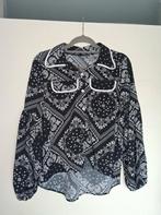 Zwarte blouse paisley patroon M, Kleding | Dames, Blouses en Tunieken, Ophalen of Verzenden, Zo goed als nieuw, Maat 38/40 (M)