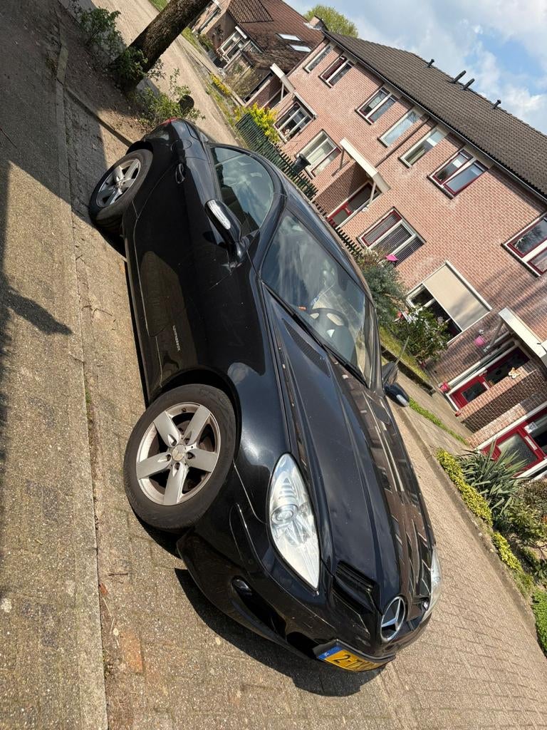 Mercedes-Benz SLK 1.8 Slk200 Kompr Roadster AUT 2004 Zwart, Auto's, Mercedes-Benz, Automaat, Achterwielaandrijving, 4 cilinders