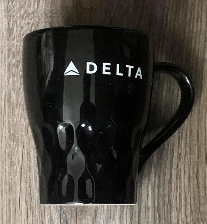 Delta Airlines Beker/Mok, Verzamelen, Luchtvaart en Vliegtuigspotten, Ophalen of Verzenden