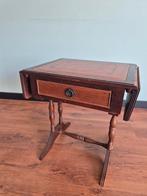 Antieke bijzettafel met lade en leer ingelegd blad, Ophalen