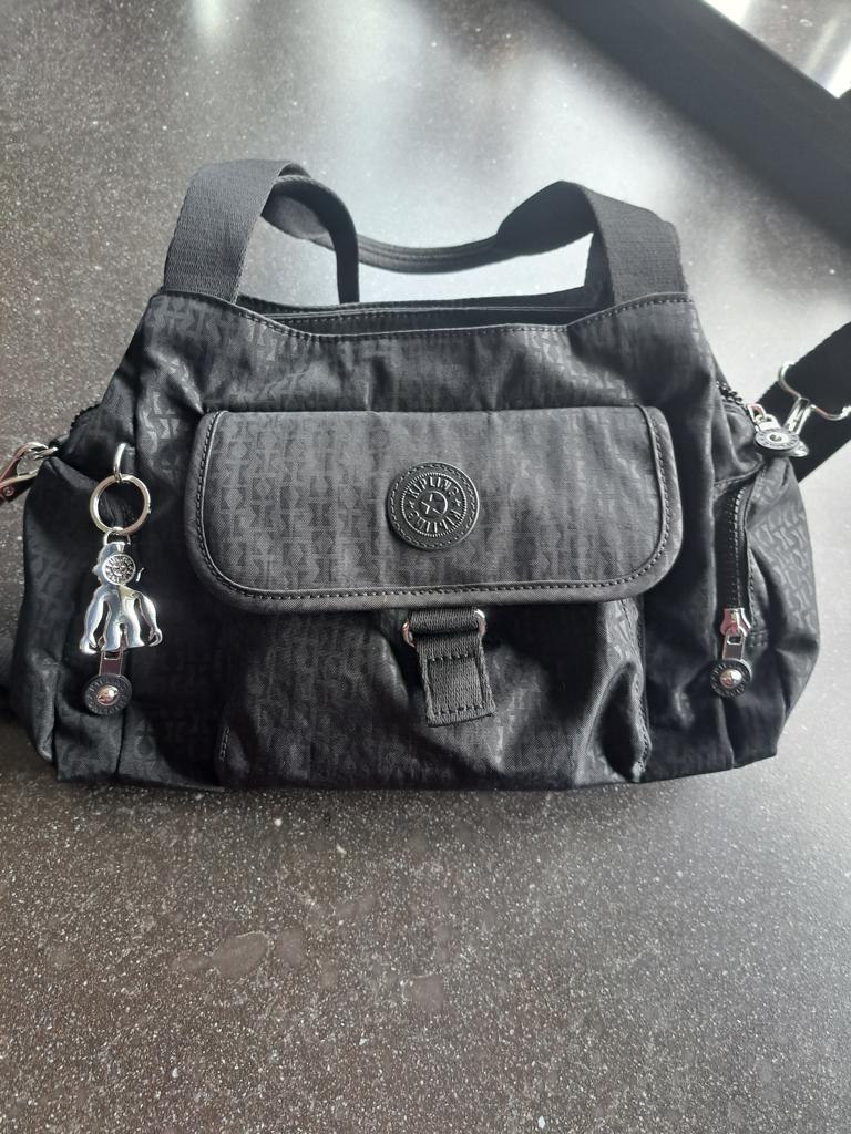 Zwarte Kipling Felix LU schouder - handtas in nieuwstaat, Ophalen of Verzenden, Nieuw, Zwart, Handtas
