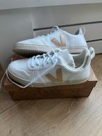 Veja V-10 nieuw maat 39, Ophalen of Verzenden, Nieuw, Sneakers of Gympen