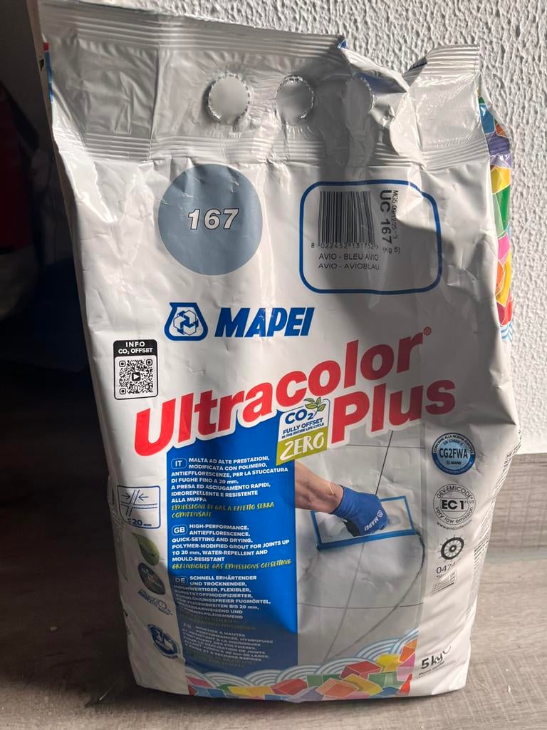 Tegelvoegmiddel  grijsblauwe kleur, 3 pakken beschikbaar, Doe-het-zelf en Verbouw, Tegels, 60 cm of meer, Zo goed als nieuw, Minder dan 5 m²