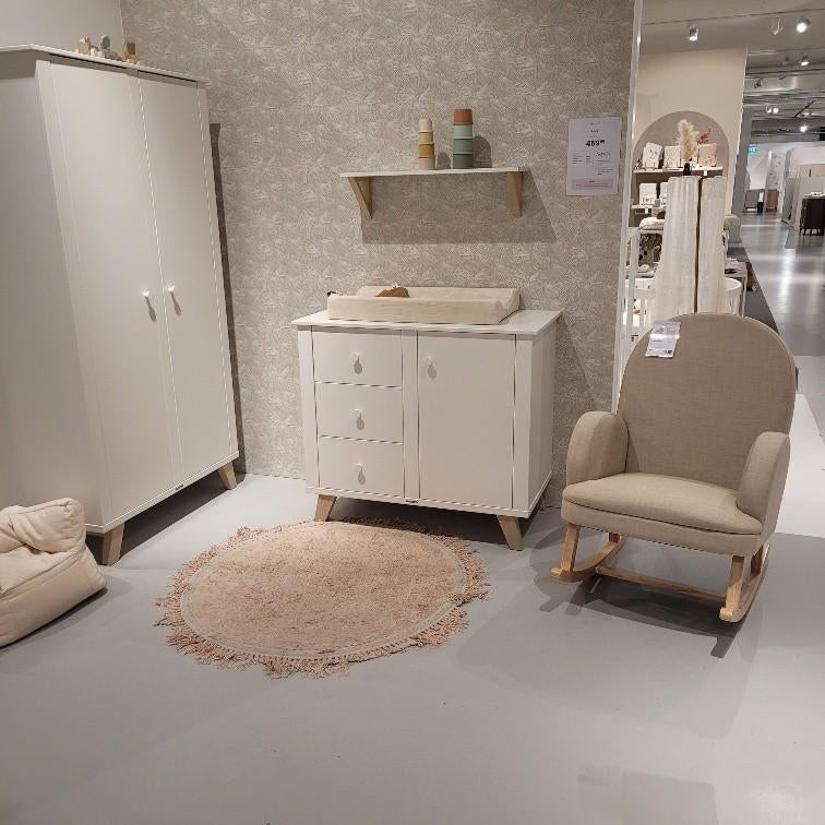 Kidsmill Lars Babykamer Wit / Naturel | Commode + Kast, Ophalen, 50 tot 70 cm, 105 cm of meer, Voetruimte