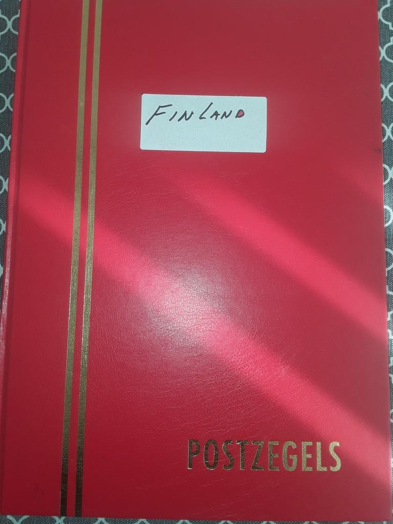 Postzegelalbum  finland, Postzegels en Munten, Postzegels | Volle albums en Verzamelingen, Ophalen of Verzenden, Buitenland