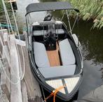 Zwarte motorboot met buitenboordmotor, Ophalen, 10 tot 30 pk, Gebruikt, Tot 6 meter