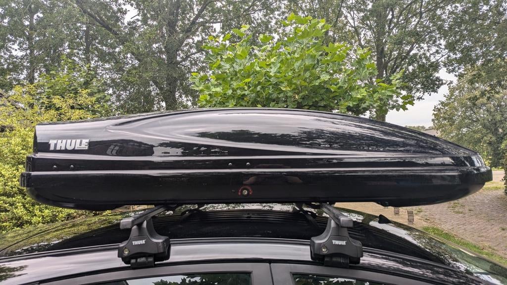 TE HUUR: Thule Atlantis 780 dakkoffer/skibox + evt dakdrager, Auto diversen, Dakkoffers, Ophalen