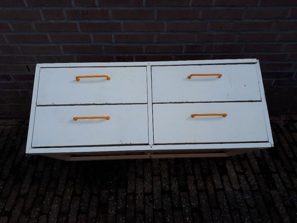 Lundia ladenkast, Ophalen, Gebruikt, 50 tot 100 cm, 3 of 4 laden