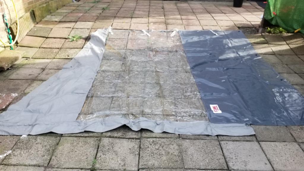 FIAMMA VOOR  EN  ZIJ LUIFELS  ALS NIEUW, Caravans en Kamperen, Camper-accessoires, Ophalen