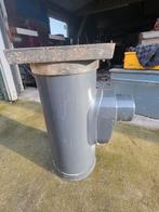 Straatkolk met gietijzeren deksel, Doe-het-zelf en Verbouw, Buizen en Afvoer, Ophalen, Afvoer, Pvc, Nieuw