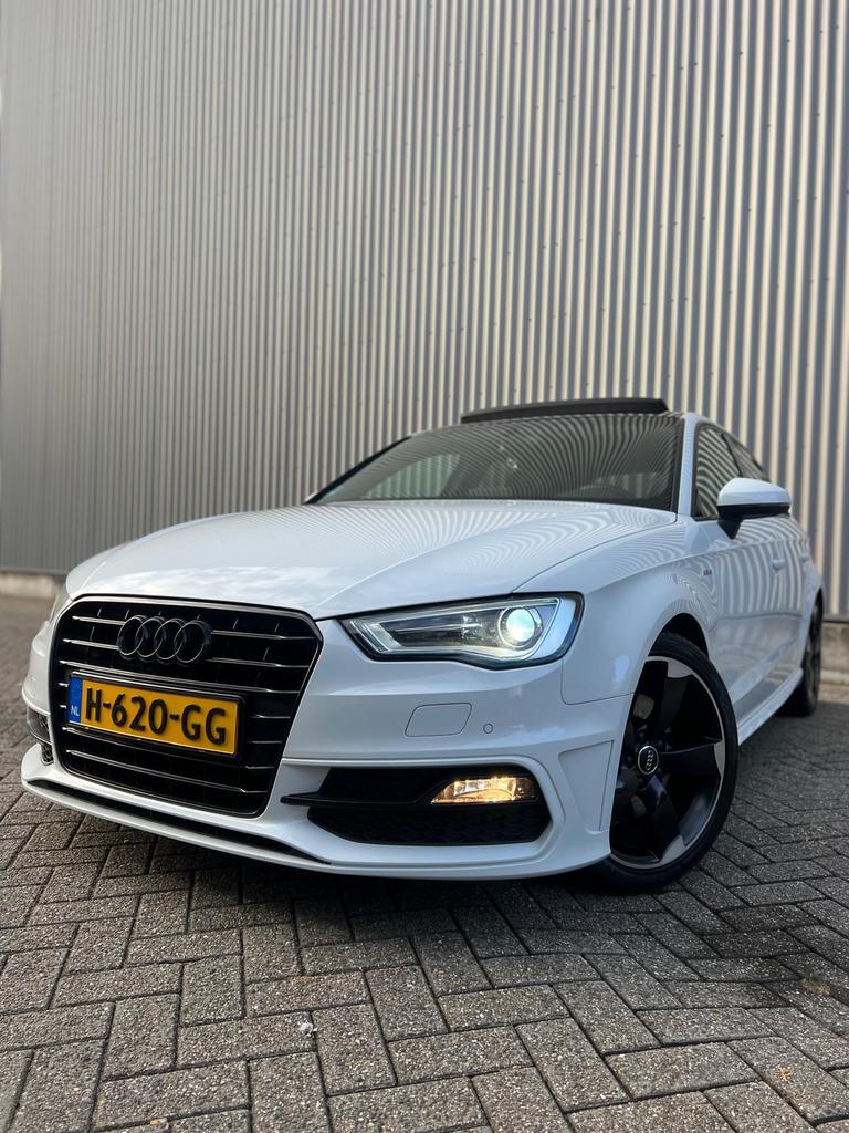 Audi A3 1.8 Tfsi 132KW Sportback AUT 2013 Wit, Auto's, Euro 5, Zwart, 4 cilinders, 179 pk
