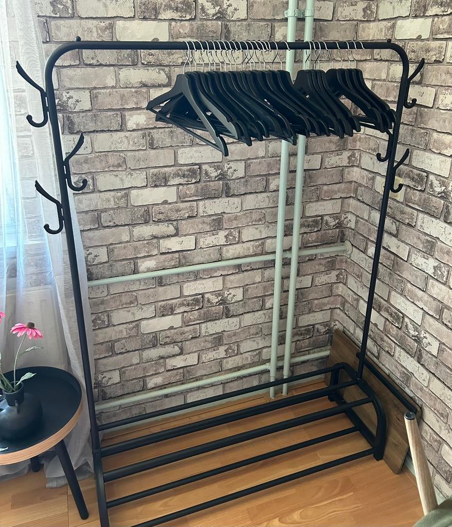 Kledingrek, Ophalen, Zo goed als nieuw