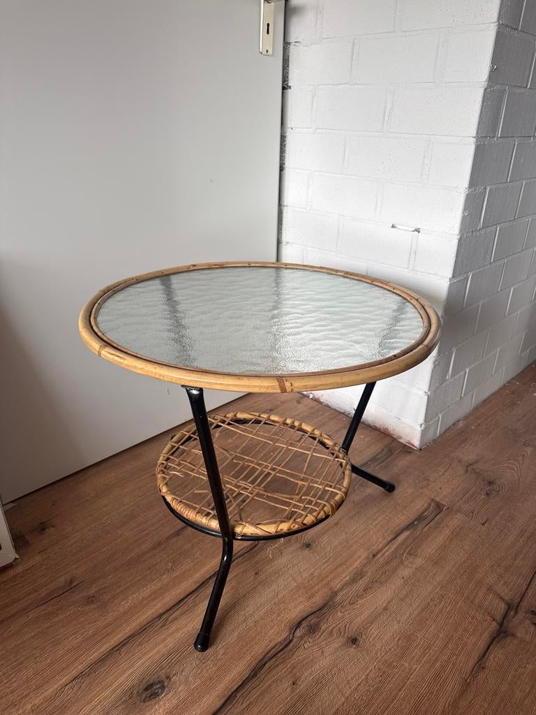 Retro ronde salontafel bamboe, glas en riet, Gebruikt, Rond, 55 tot 75 cm, Glas