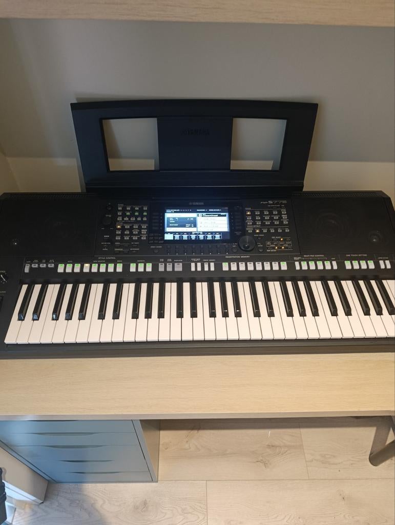 Yamaha PSR-S775 Workstation-Keyboard/toetsenbord, 61 toetsen, Yamaha, Ophalen of Verzenden, Zo goed als nieuw