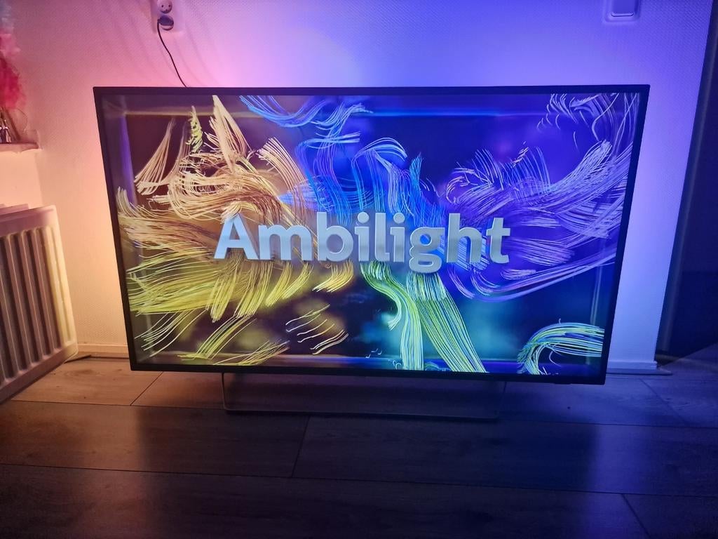 43 inche Led smart tv 4k ultra hd Philips ambilight 235 euro, Ophalen of Verzenden, Zo goed als nieuw, 100 cm of meer, Philips