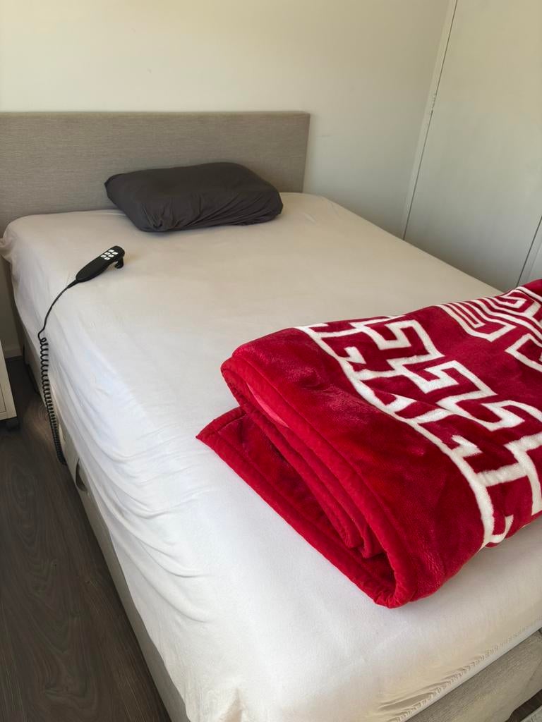 GRATIS AFHALEN ELEKTRISCH BED, Ophalen, Zo goed als nieuw, Tweepersoons, 140 cm