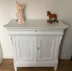 Oud biedermeier kastje, Ophalen