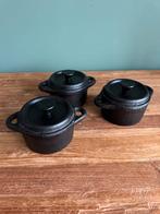 3 Gietijzeren Stoofpannetjes - Mini Cocottes, Ophalen of Verzenden, Gebruikt, Gietijzer, Kookpan of Snelkookpan