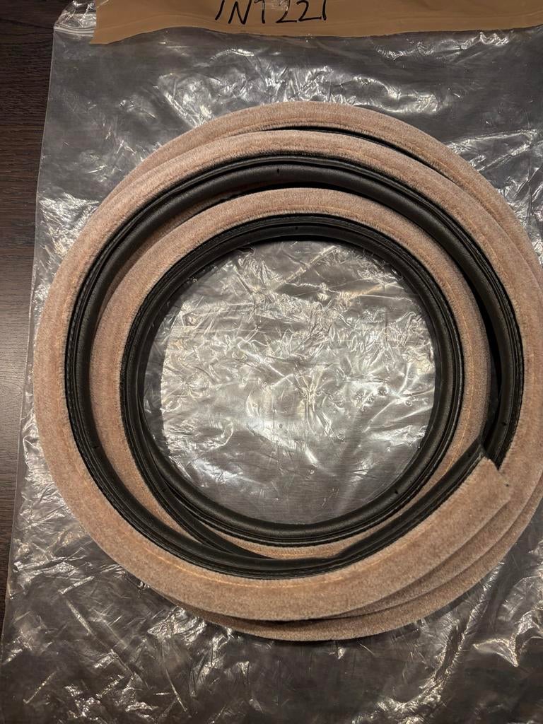 Nieuwe beige deurafdichtingen voor Triumph Stag (2 stuks), Auto-onderdelen, Ophalen, Nieuw, Triumph, Deur