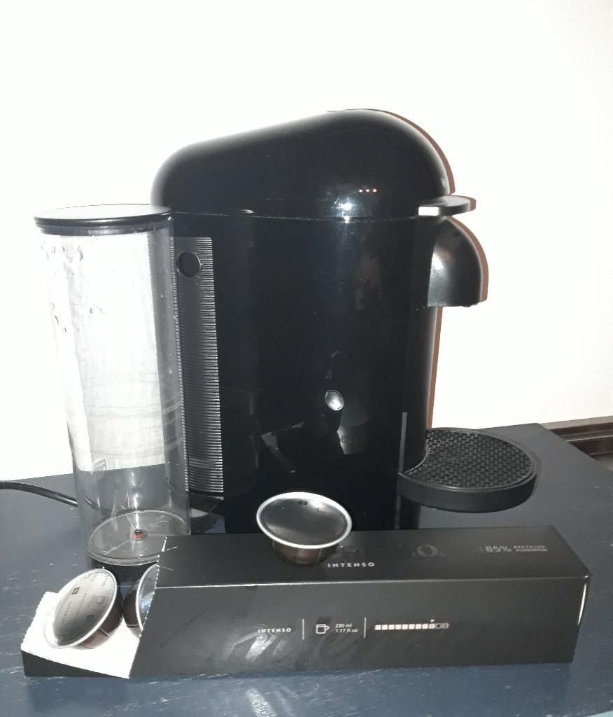 Nespresso Vertuo koffiemachine, Witgoed en Apparatuur, Koffiezetapparaten, Koffiemachine, Ophalen of Verzenden, Zo goed als nieuw