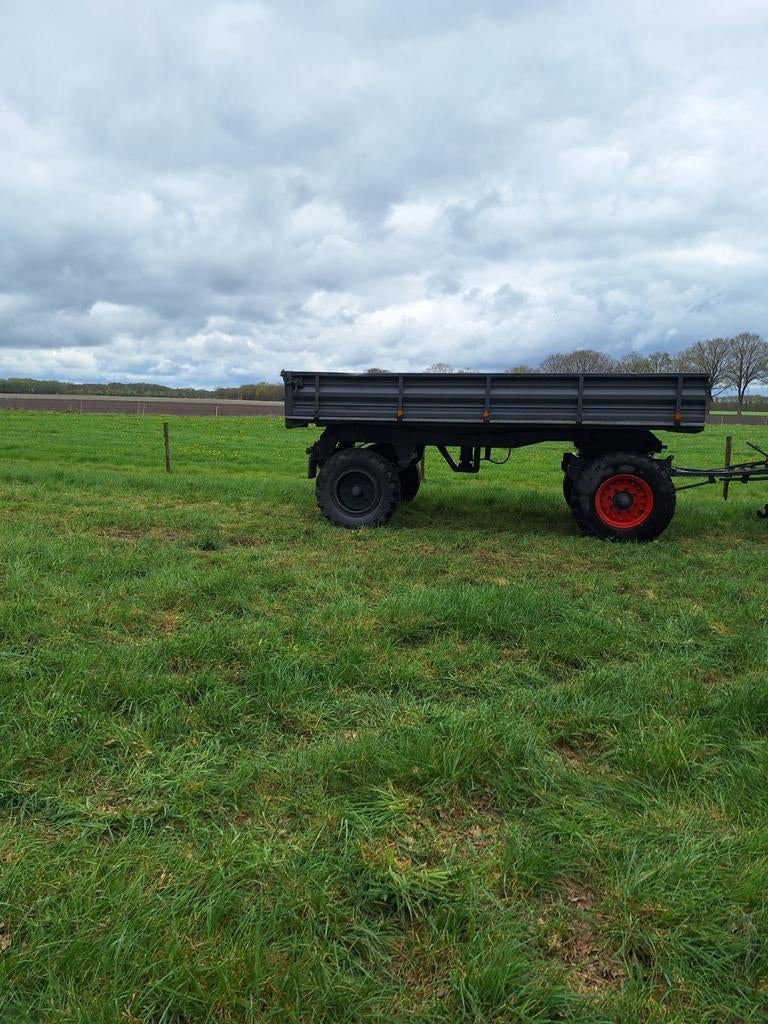 Kiepwagen/ wagen/ kipper/ 3 zijdige kipper/bakkenwagen, Zakelijke goederen, Ophalen, Transport