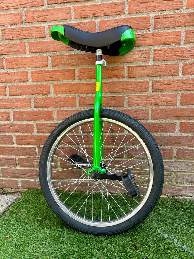 Groene Eenwieler, Fietsen en Brommers, Ophalen, Zo goed als nieuw