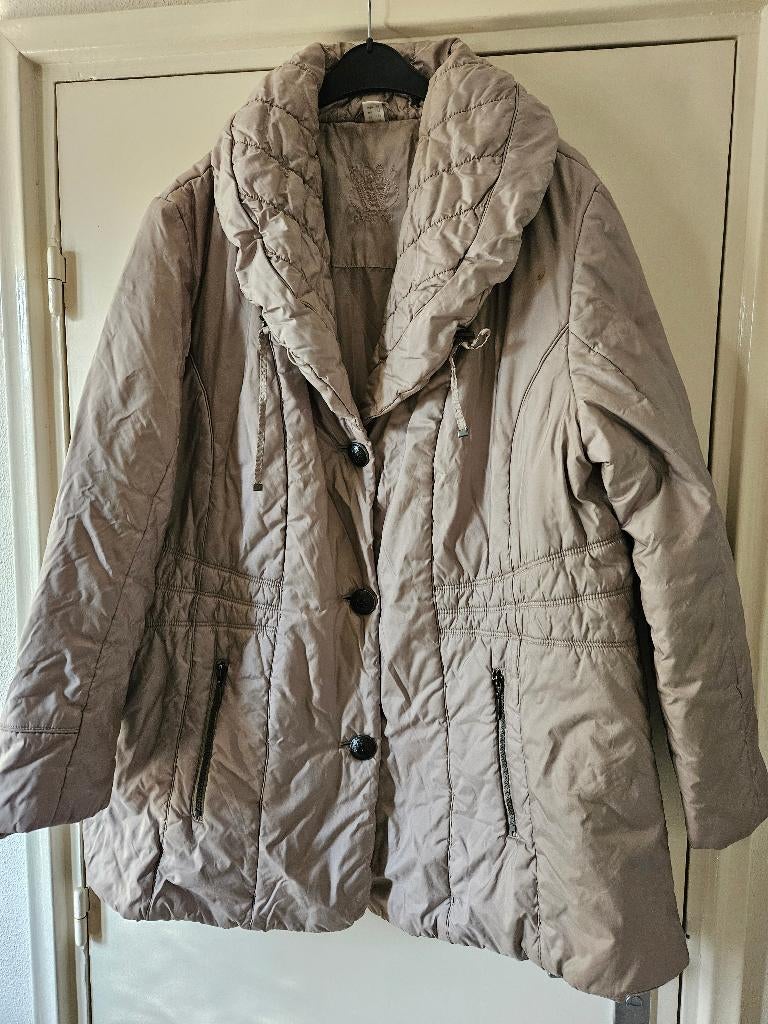 Dames jas, Ophalen of Verzenden, Gedragen, Maat 46/48 (XL) of groter, Beige