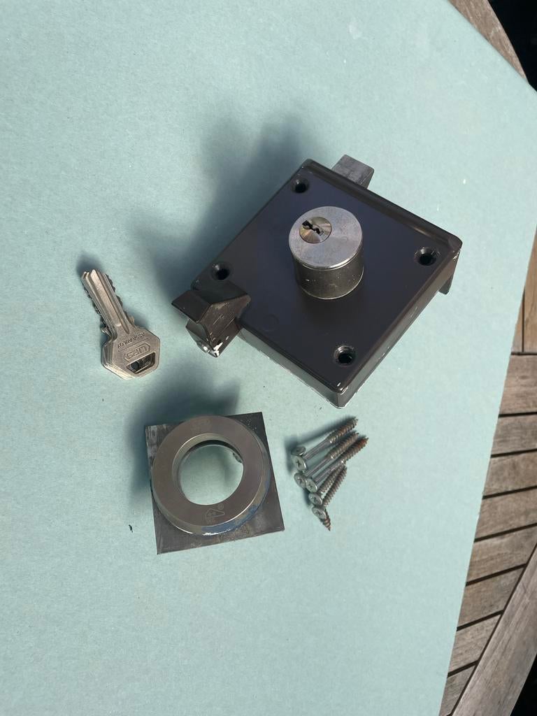 LIPS Oplegslot met cilinder en sleutels, Ophalen of Verzenden, Gebruikt, IJzer, Slot