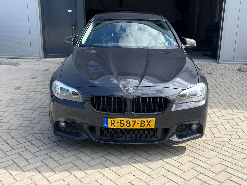 BMW 5-Serie 523i 2011 Handgeschakeld (Youngtimer), Auto's, BMW, 13 km/l, Achterwielaandrijving, 2996 cc, Bedrijf