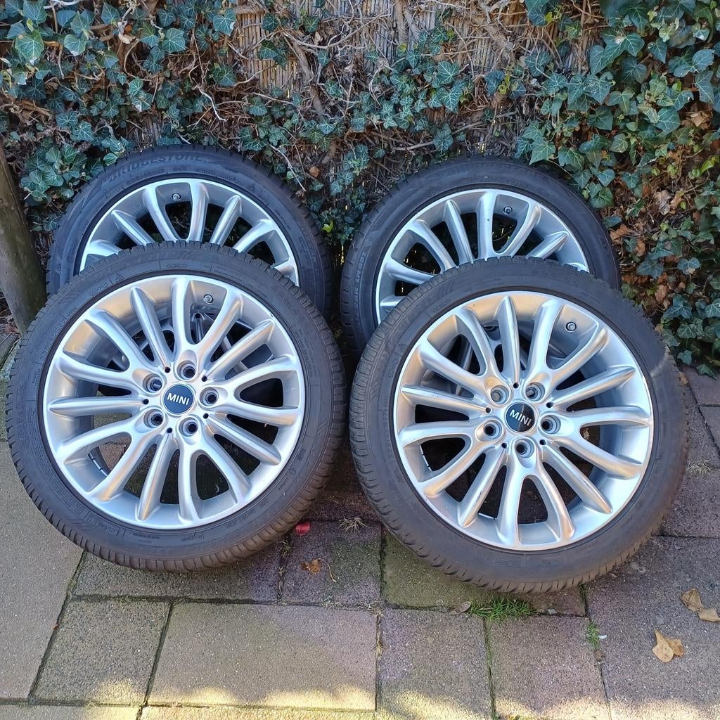 MINI VELGEN STYLE 519/  17 INCH / PRACHTSET, Auto-onderdelen, Banden en Velgen, Banden en Velgen, 17 inch, 225 mm, Winterbanden