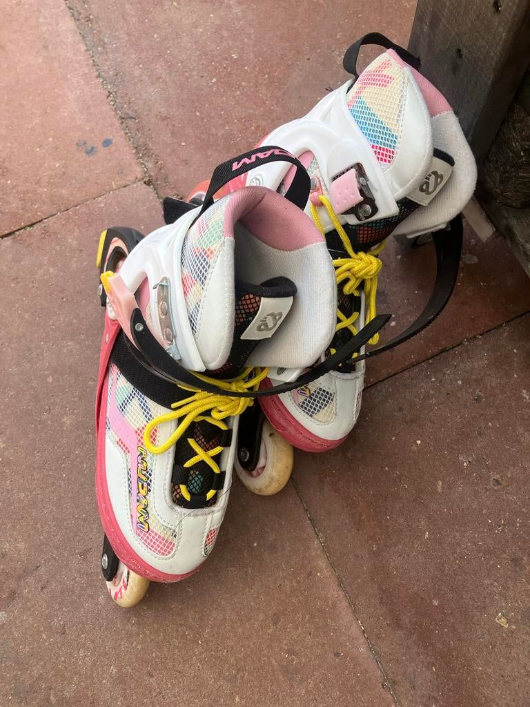 Nijdam skates maat 31-35, Overige merken, Kinderen, Ophalen of Verzenden, Inline skates 4 wielen