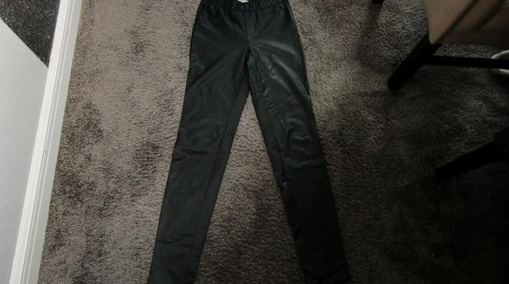 Lederlook broek  Dante 6  maat 1 = 34, Kleding | Dames, Dante 6, Zwart, Ophalen of Verzenden, Zo goed als nieuw