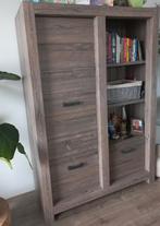 Eettafel en kast, Huis en Inrichting, Tafels | Eettafels, Ophalen