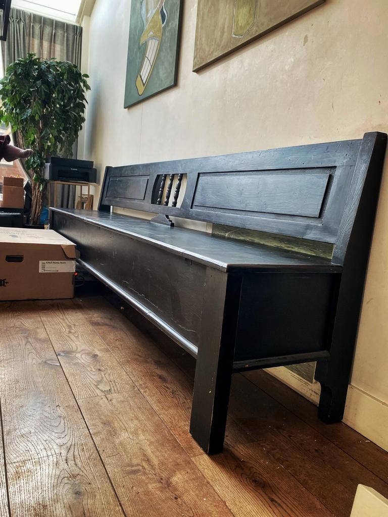 Mat zwarte klepbank 2.60 m. groot, Ophalen, Zo goed als nieuw