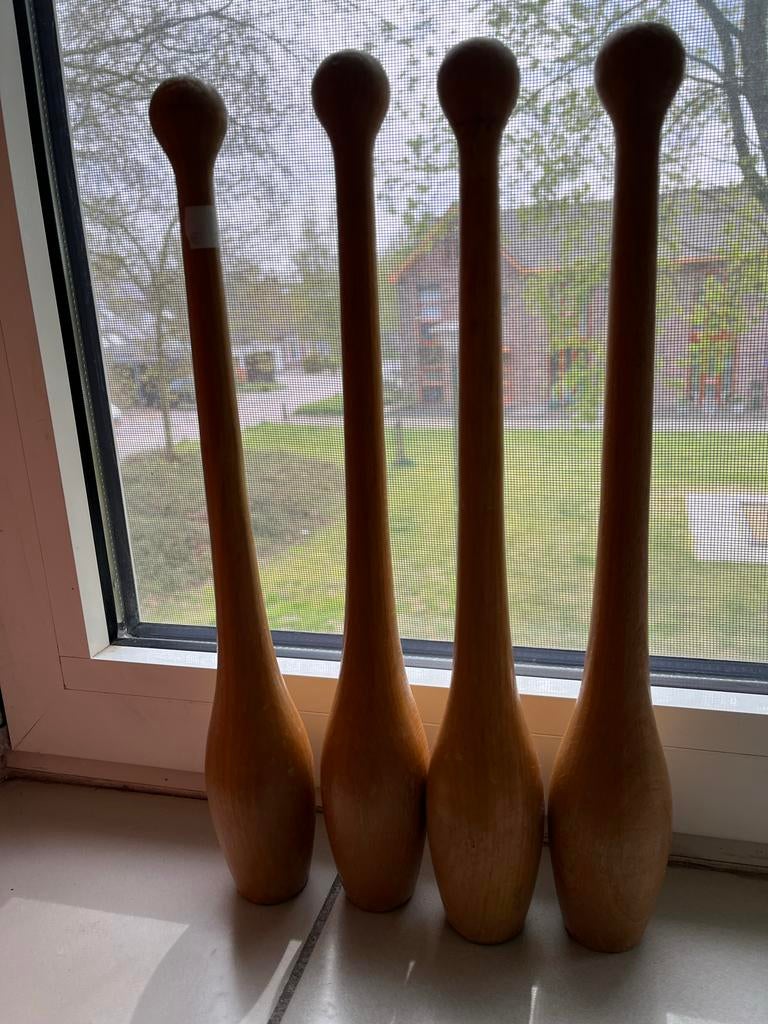 Set van 4 vintage houten knotsen voor decoratie of sport, Ophalen of Verzenden