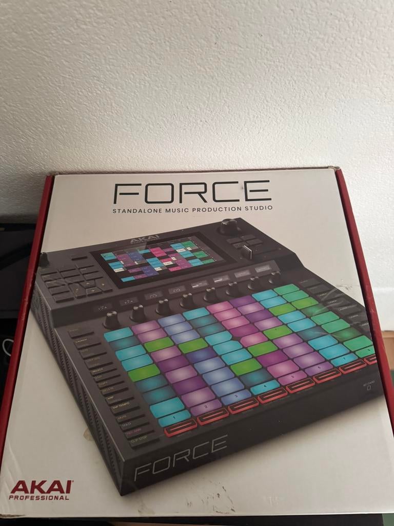 Akai Force zo goed nieuw!, Ophalen, Zo goed als nieuw