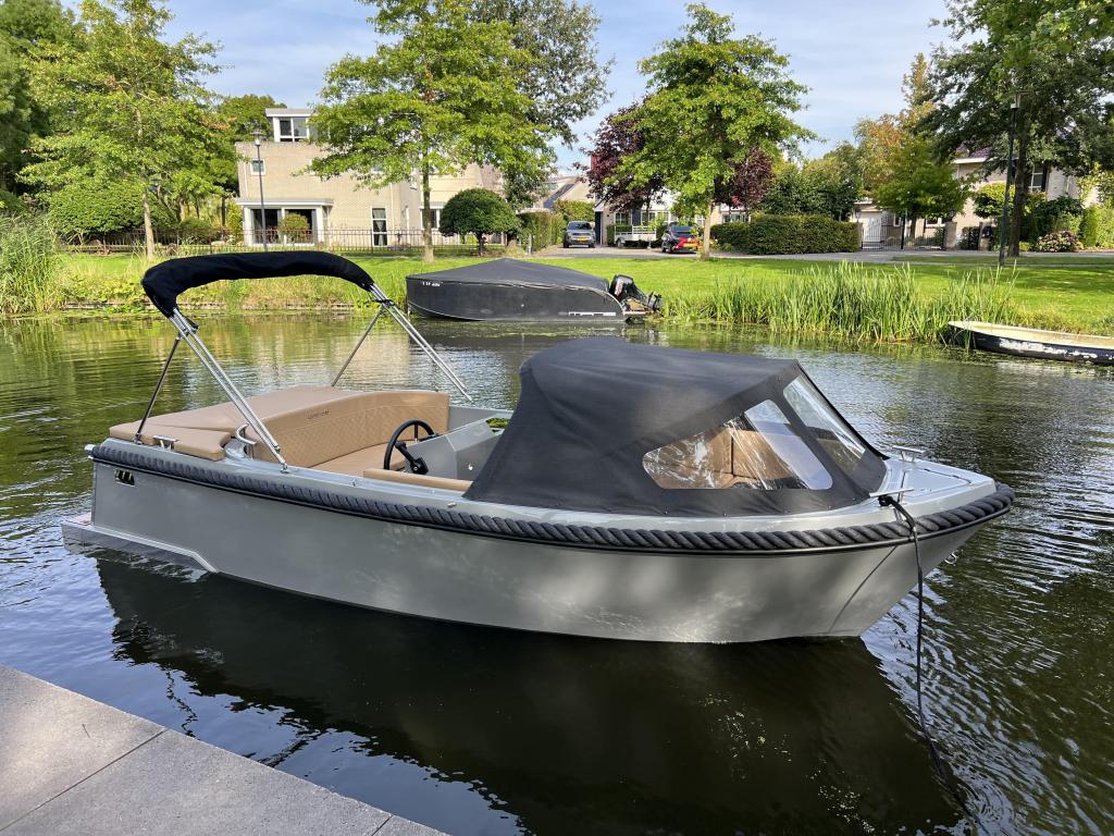 Nieuwe Coastliner 598 Tender Sloep NU EXTRA SCHERP GEPRIJSD!, 6 meter of meer, Nieuw, Wfwatersport@botenverhuurhoorn.nl, 30 tot 50 pk