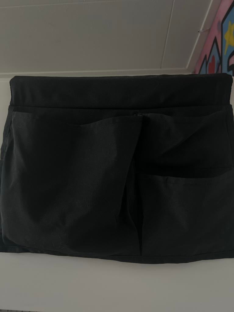 Zwarte hoogslaper boekenhouder - handig!, Minder dan 90 cm, Gebruikt, Ophalen of Verzenden, Minder dan 75 cm