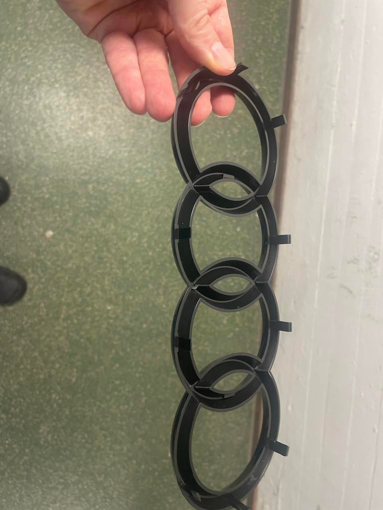 Audi logo zwart voorzijde, Ophalen of Verzenden, Nieuw, Audi