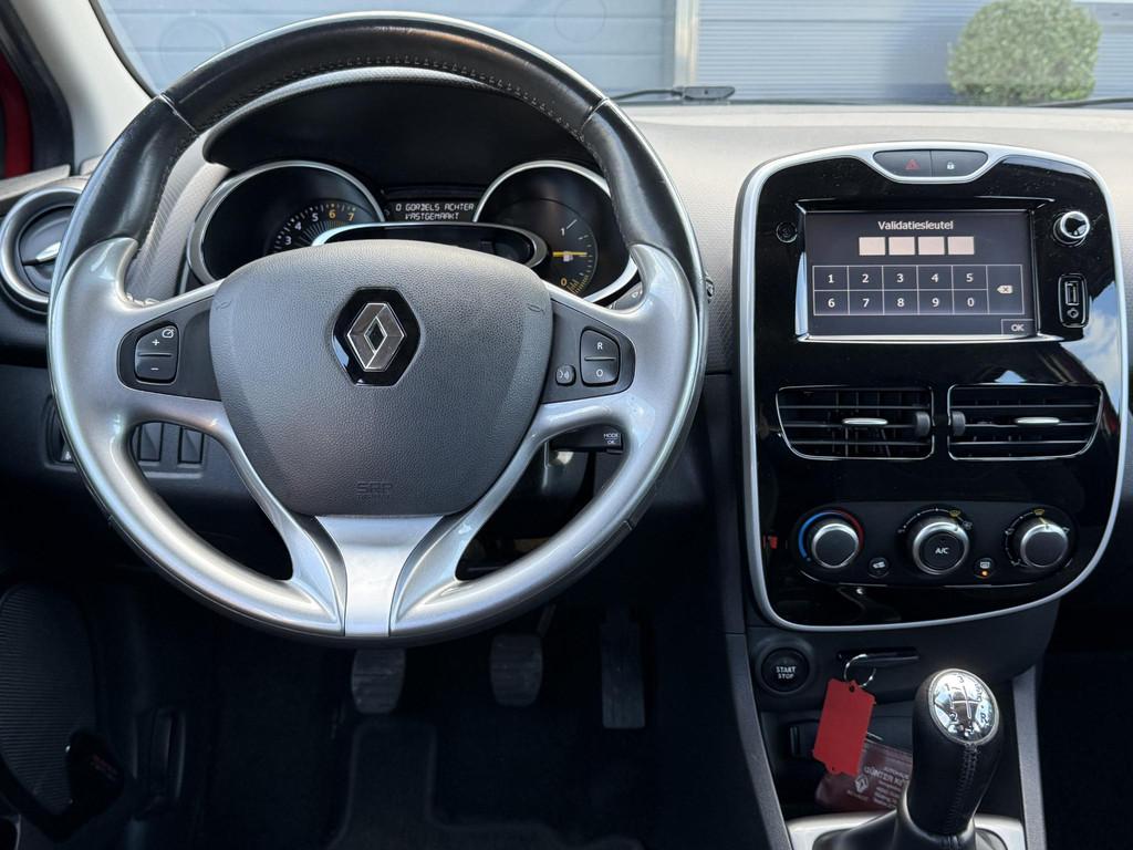 Renault Clio 1.2 Limited 1e Eigenaar,Recent D-Riem,Navi,Airc, Auto's, Renault, Voorwielaandrijving, Euro 5, Stof, 952 kg