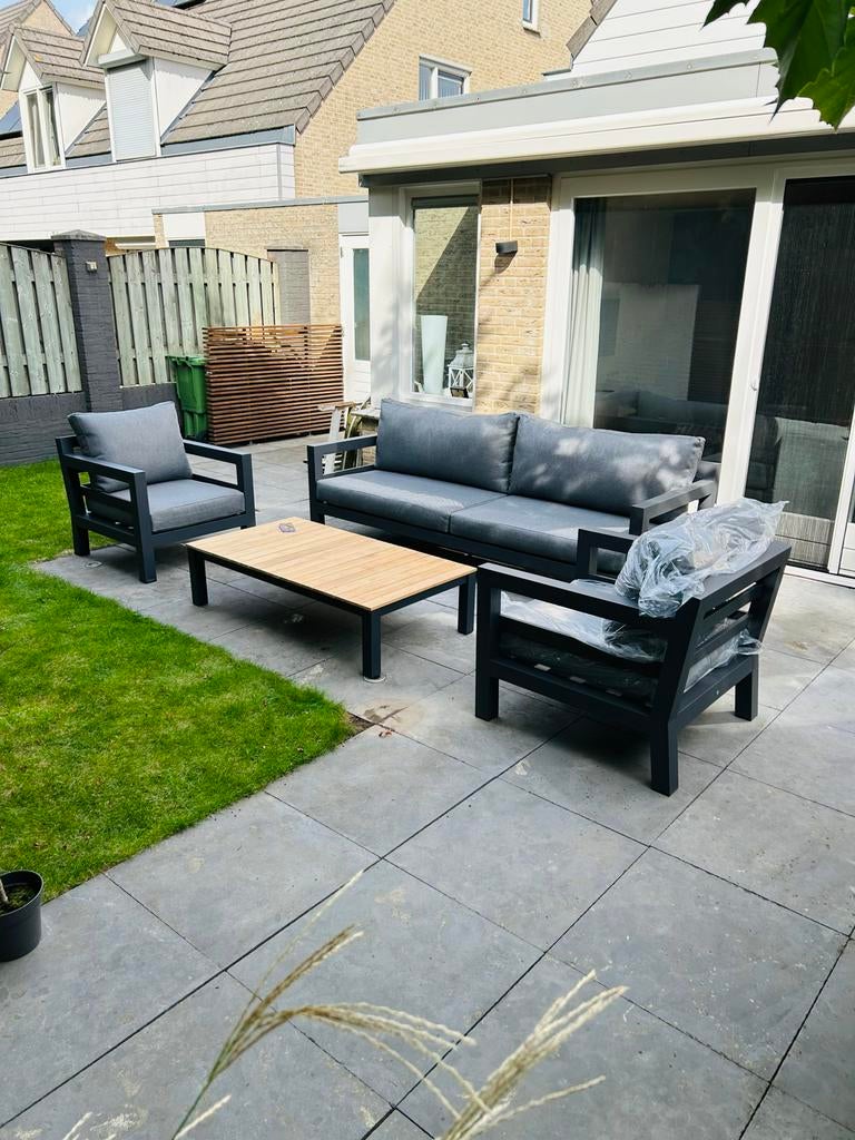 NIEUW Yoi loungeset met Sofabank, 2 Sofastoelen en Tafel, Tuin en Terras, Tuinsets en Loungesets, Ophalen, Nieuw, Aluminium, Bank
