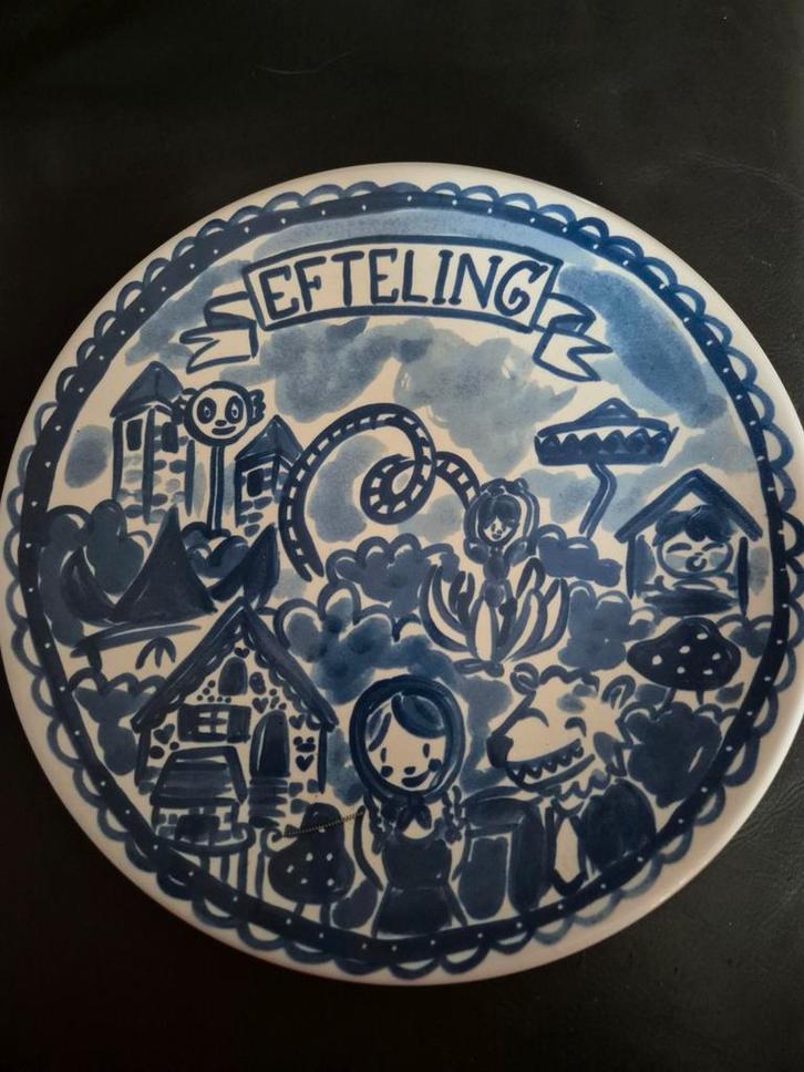 Efteling bord, kom en mok, Huis en Inrichting, Keuken | Servies, Zo goed als nieuw, Bord(en), Blond Amsterdam, Aardewerk, Ophalen of Verzenden