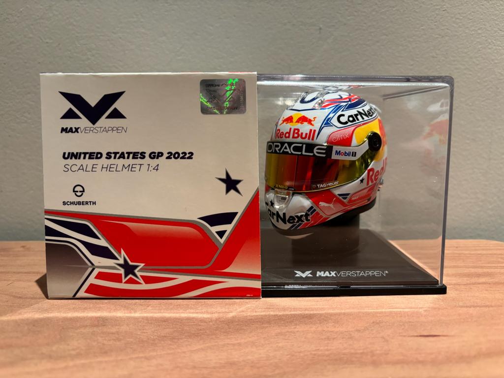 Max verstappen helm 1:4 usa 2022, Verzamelen, Automerken, Motoren en Formule 1, Ophalen of Verzenden, Zo goed als nieuw, Formule 1