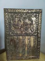 9233)  mooi koperen plaat hond met kar  26x18cm, Ophalen of Verzenden