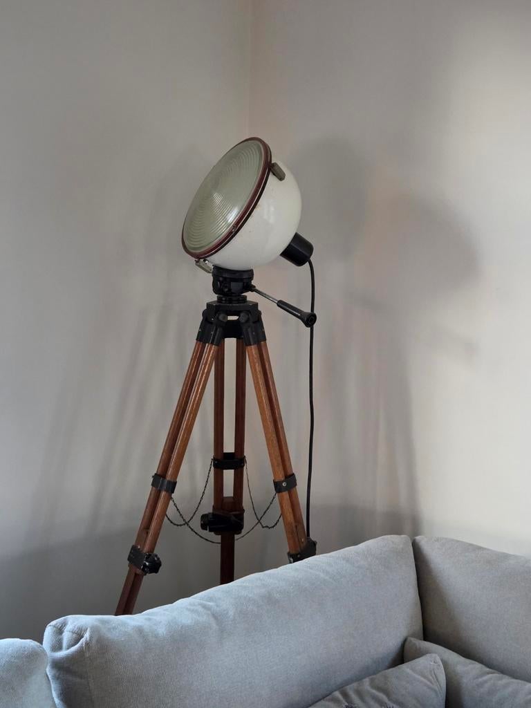 Vintage Studio Lamp op Houten Statief - Industriële Stijl, Ophalen, Gebruikt, Glas, 150 tot 200 cm