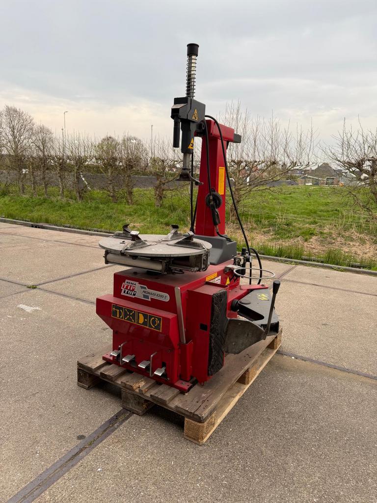 Banden demonteermachine REMA TIP TOP PROMAXX 8200-2, Ophalen, Gebruikt
