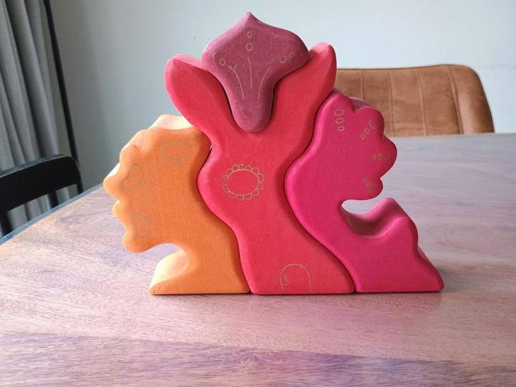 Grimm's Huisje Glora - Open Ended Montessori Speelgoed, Kinderen en Baby's, Speelgoed | Educatief en Creatief, Zo goed als nieuw