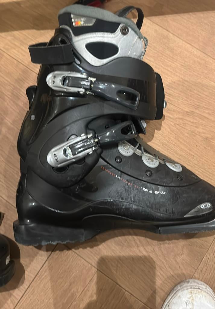 Zwarte ski schoenen, maat 44, Ophalen of Verzenden, Zo goed als nieuw